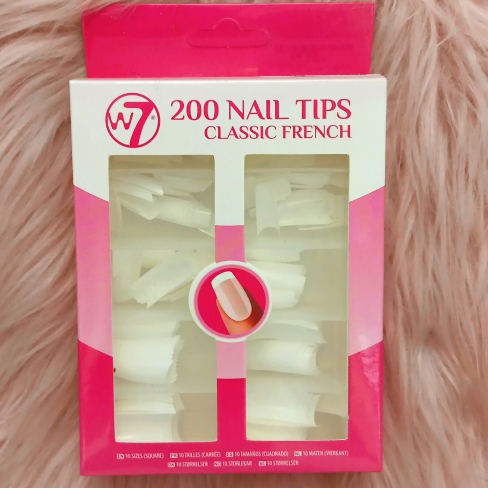 Brand New W7 CLASSIC FRENCH False Nail Tips-L